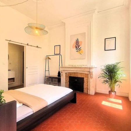 Appartement Centre Ville Les Halles - Grands Buffets ナルボンヌ エクステリア 写真